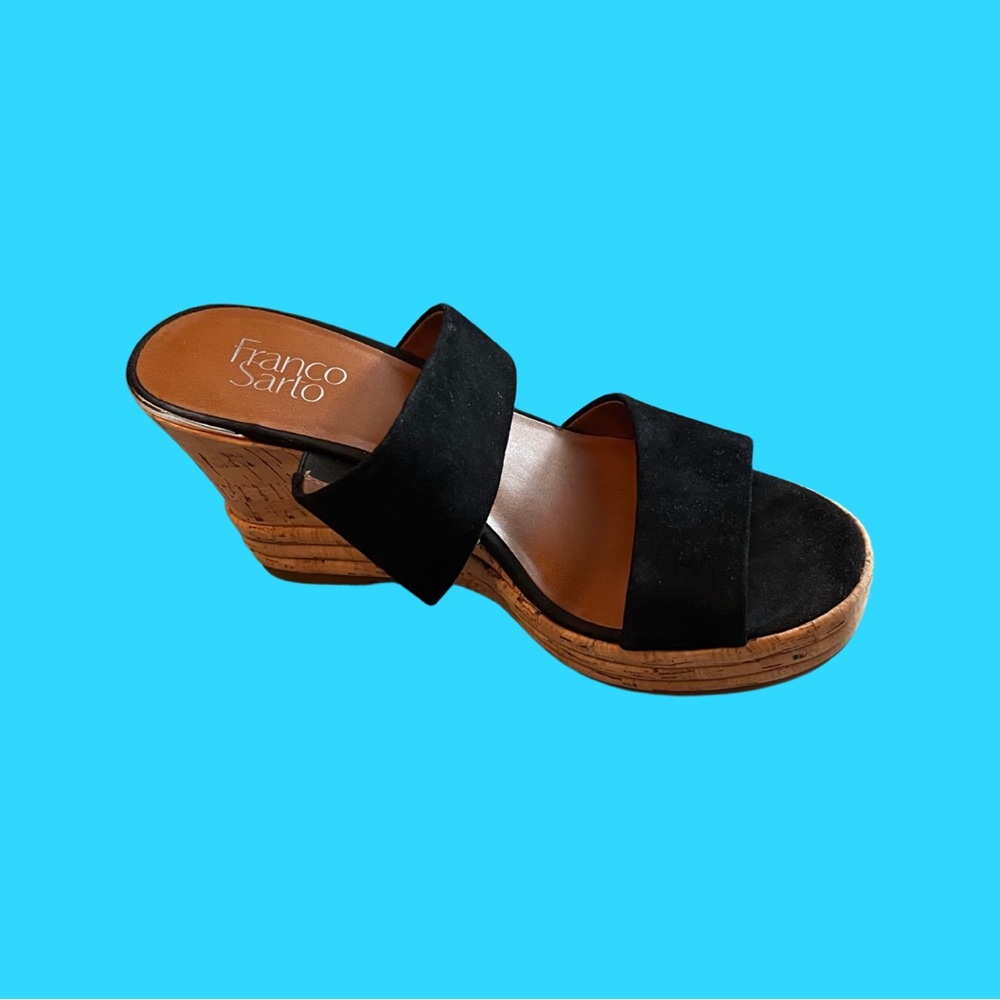 Franco Sarto Slip on Sandals. Size 10, velvet, leather platforms.